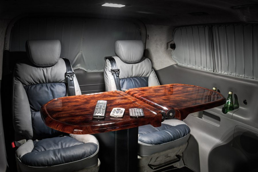 Hyundai h1 Grand Starex салон