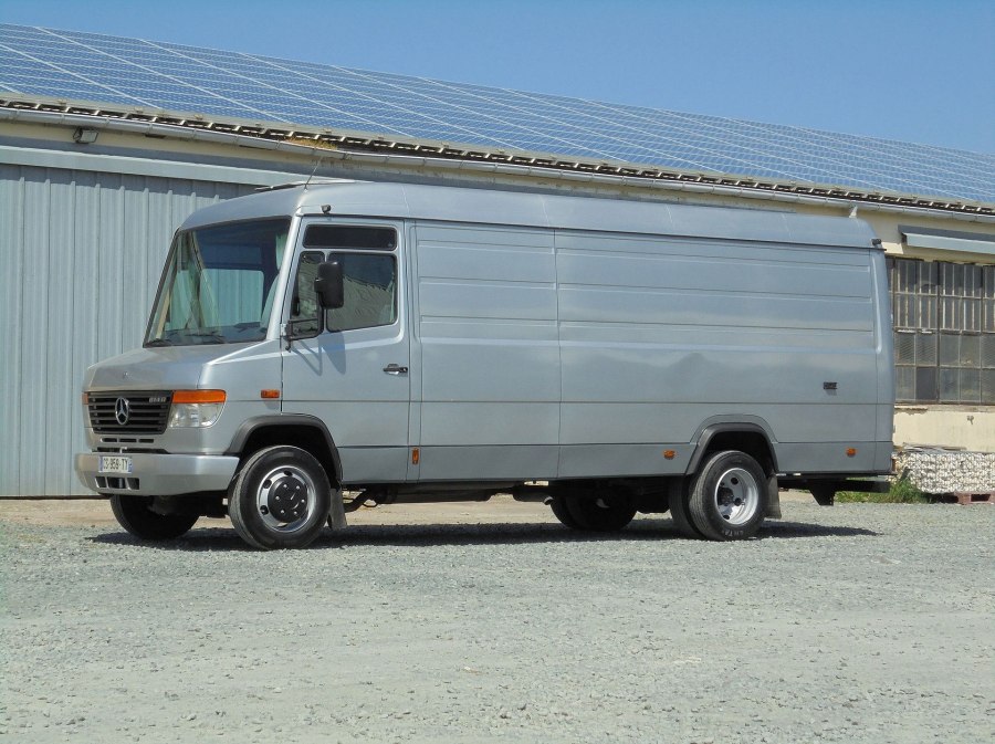 Mercedes Vario 814