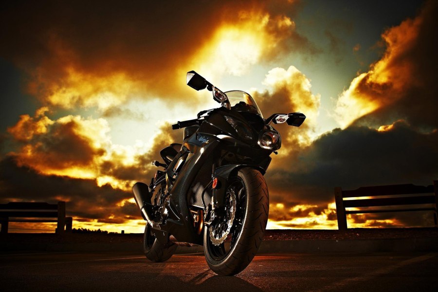 Сузуки GSXR 750 черный
