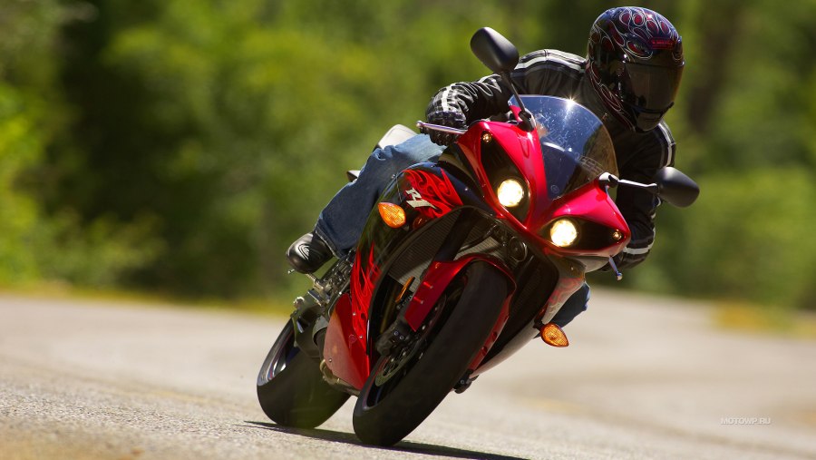 Мотоцикл Ducati черный