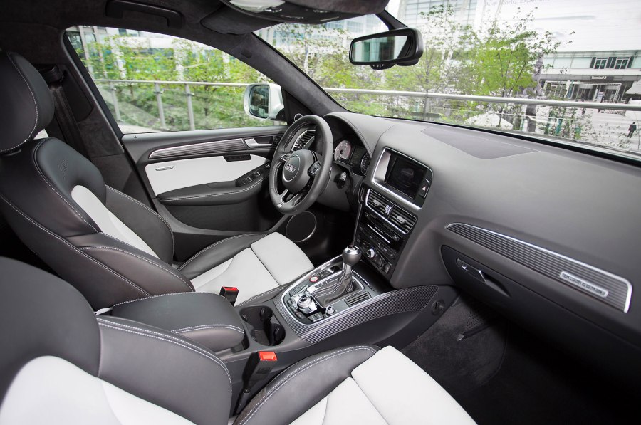 Audi q5 белый салон