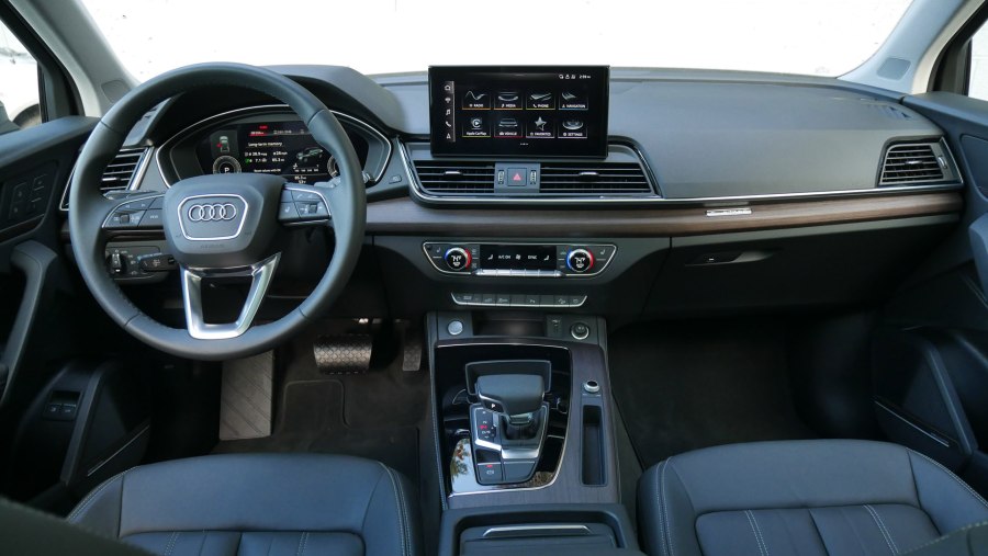 Audi q3 2021 Interior
