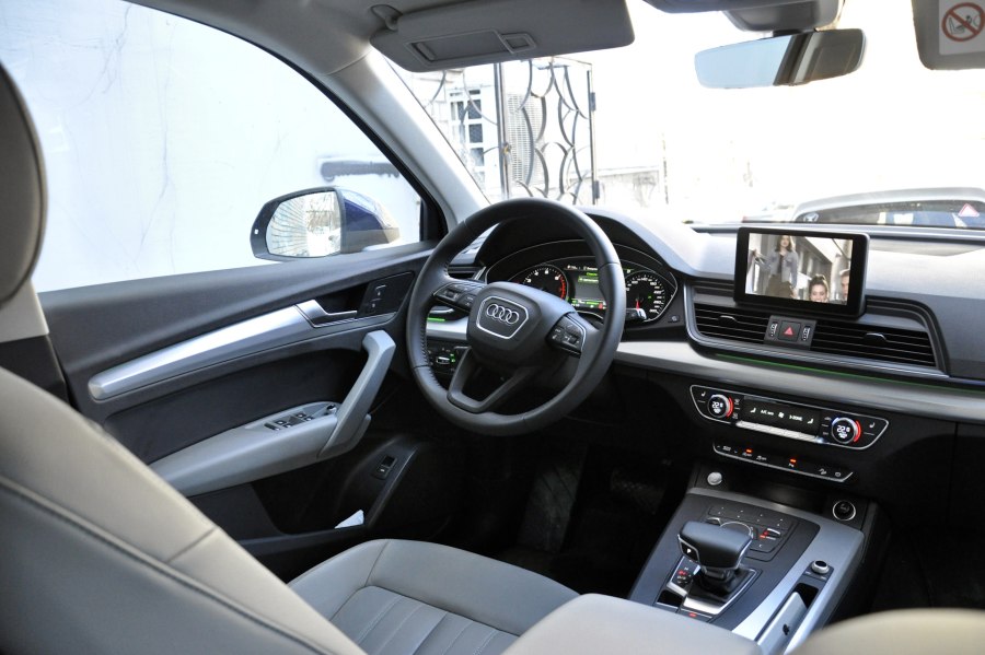 Audi q5 салон