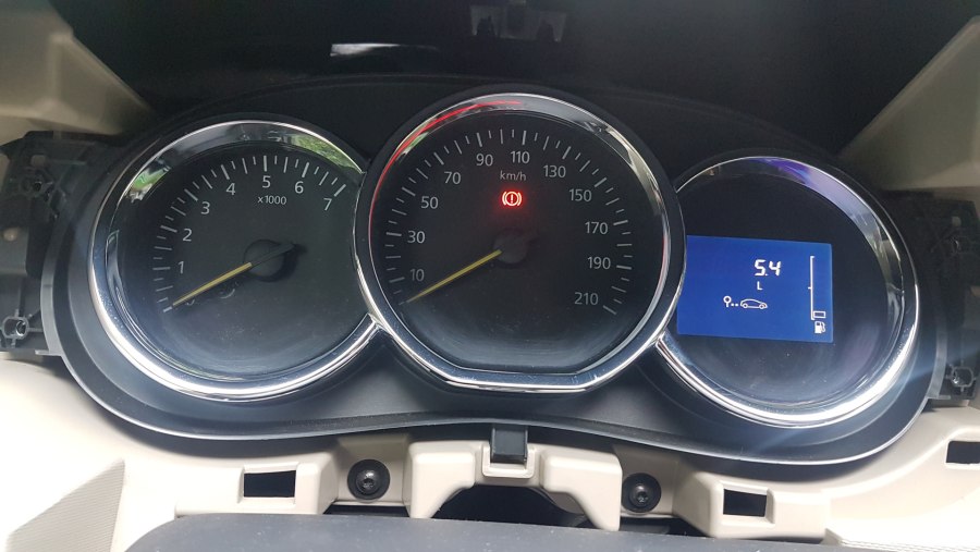 Renault Logan 2011 спидометр