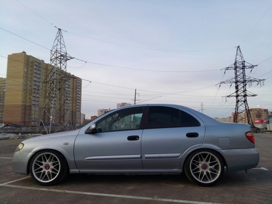Nissan Almera n16 r17