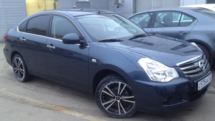 Nissan Almera g15 r17
