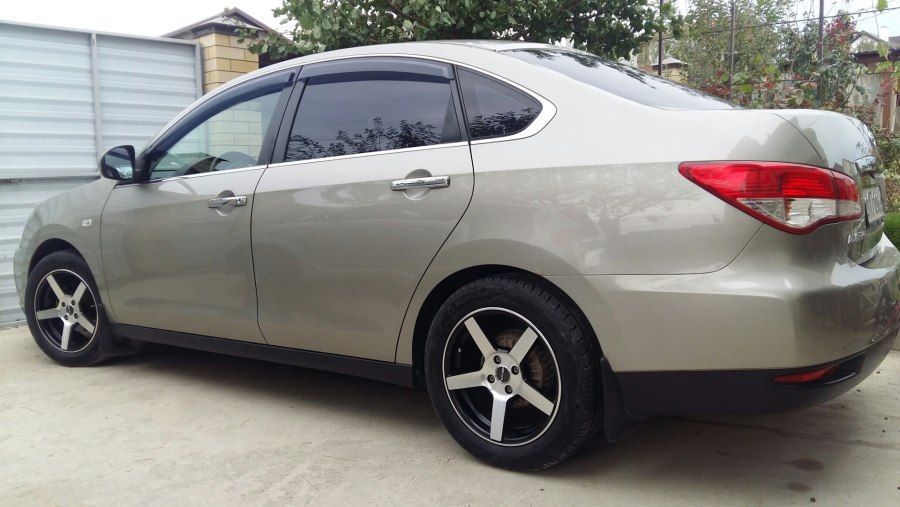 Nissan Almera n16 r16