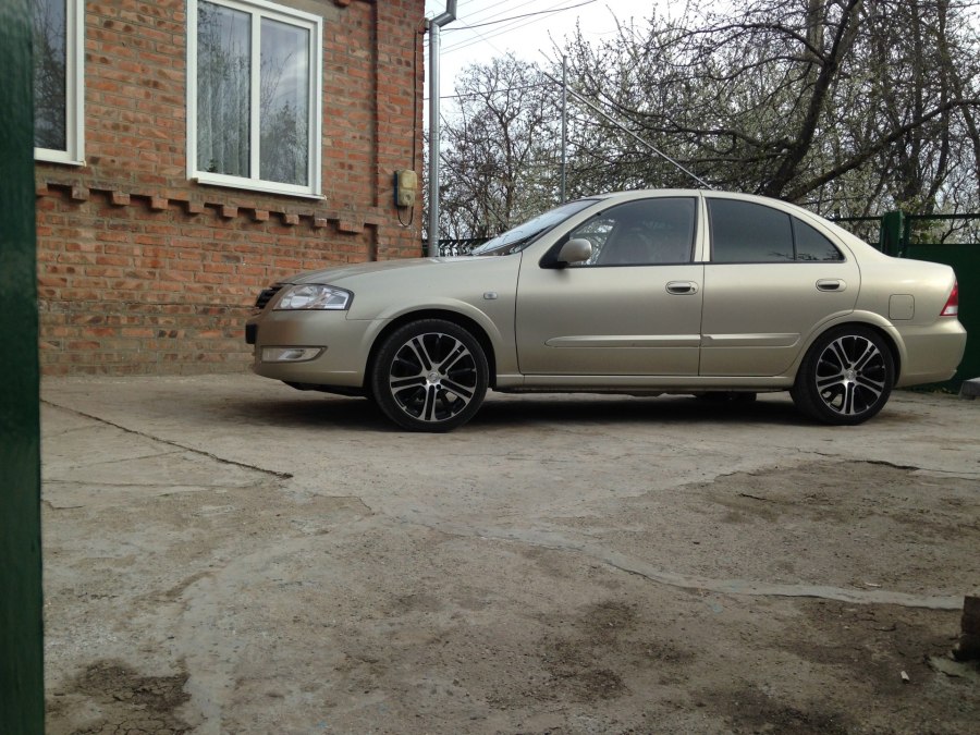 Nissan Almera Classic r17