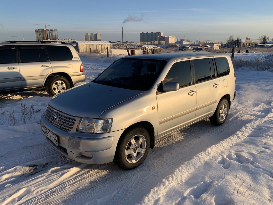Toyota succeed 2003
