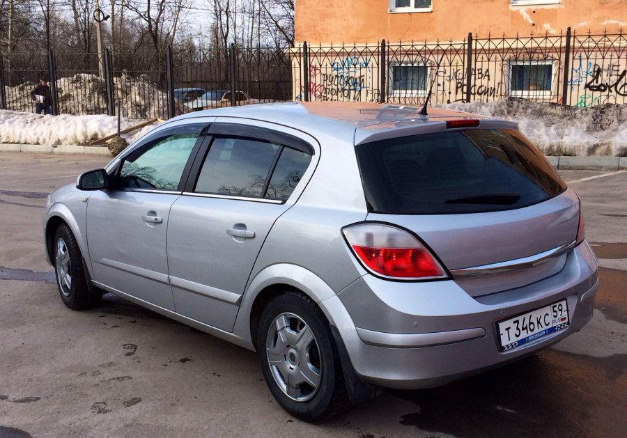 Opel Astra 2005 хэтчбек