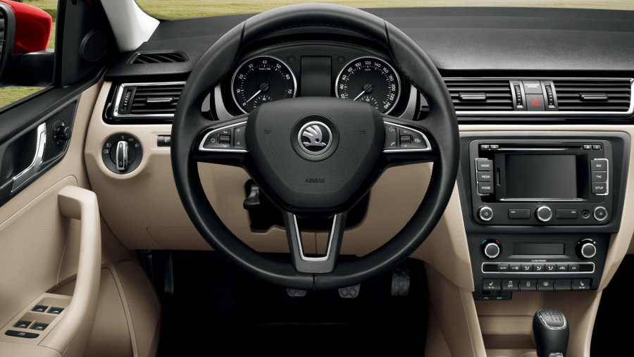 Skoda Rapid 2021 панель