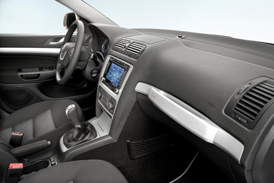 Skoda Octavia Scout a5 салон