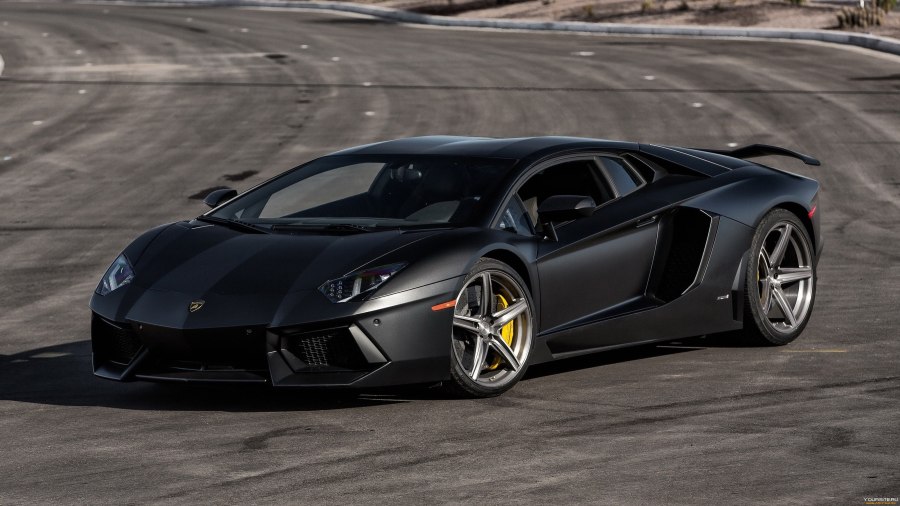 Суперкар Lamborghini Aventador LP 700-4
