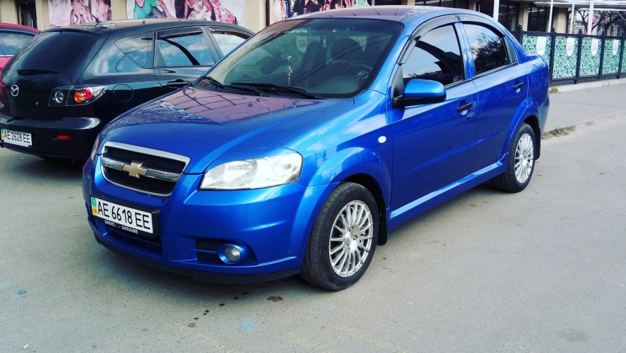 Chevrolet Aveo 2012 синий