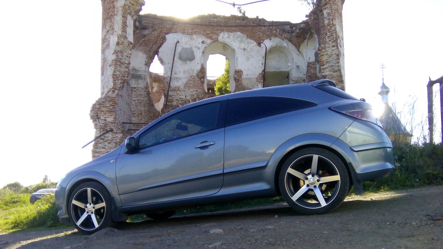 Opel Astra h GTC r16 диски