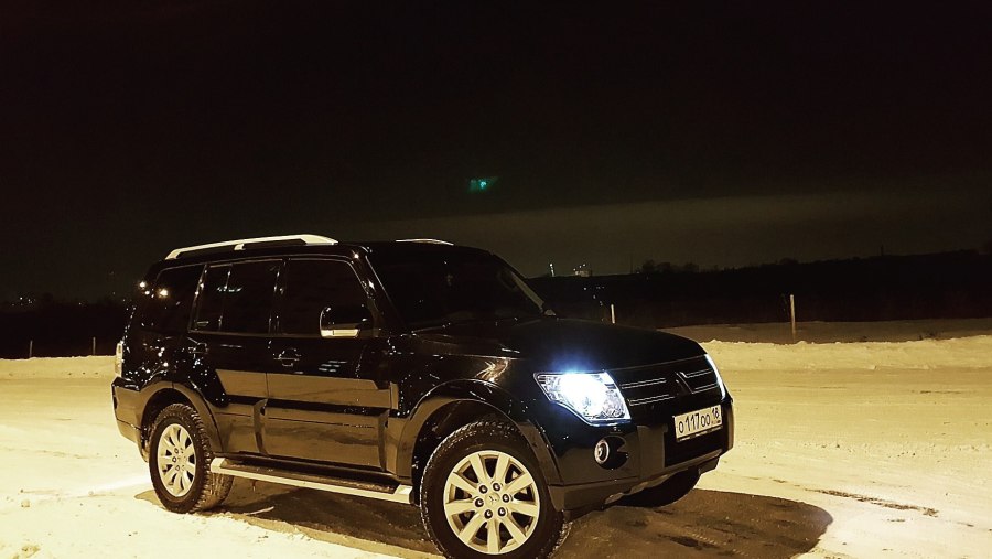 Мицубиси Паджеро 2009 года