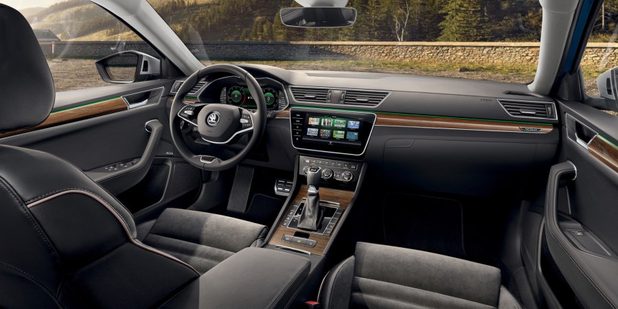 Škoda Superb 2021 салон