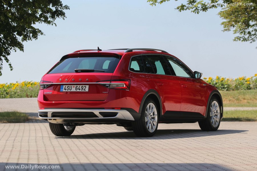 Škoda Superb Scout