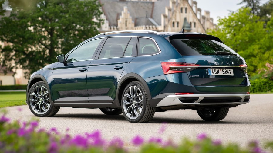 Škoda Superb универсал 2020
