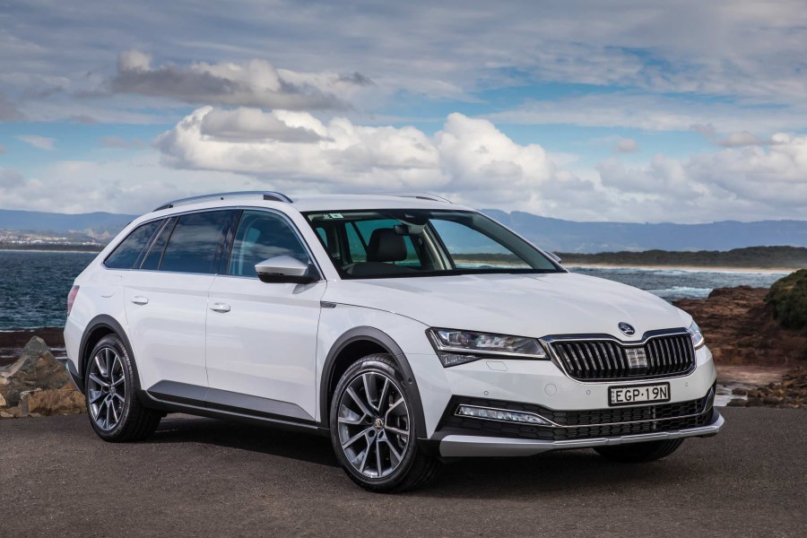 Skoda Superb Scout 2020