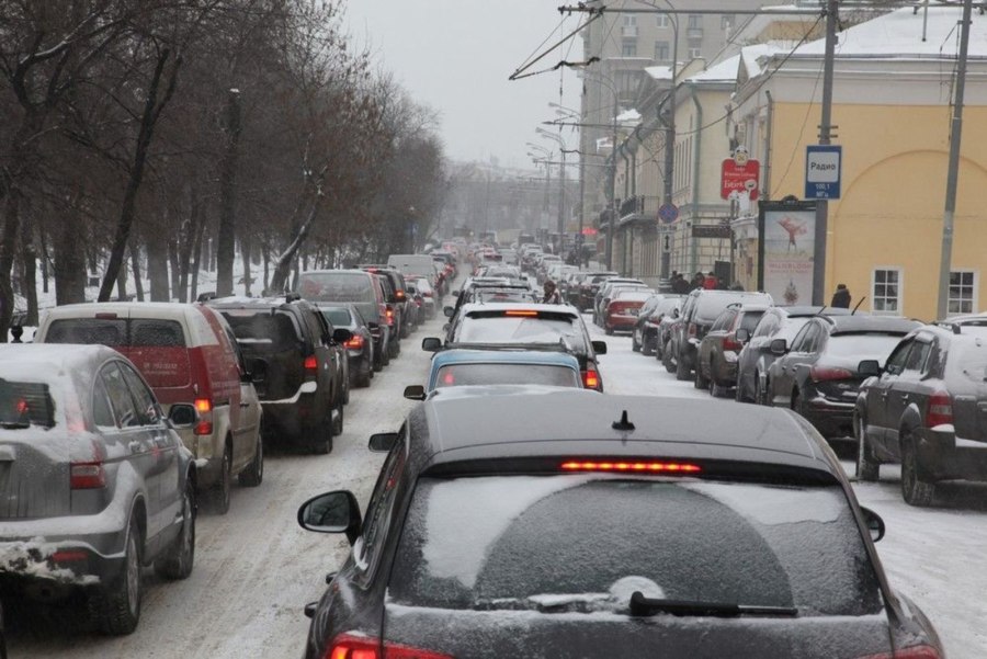 Пробка ночью