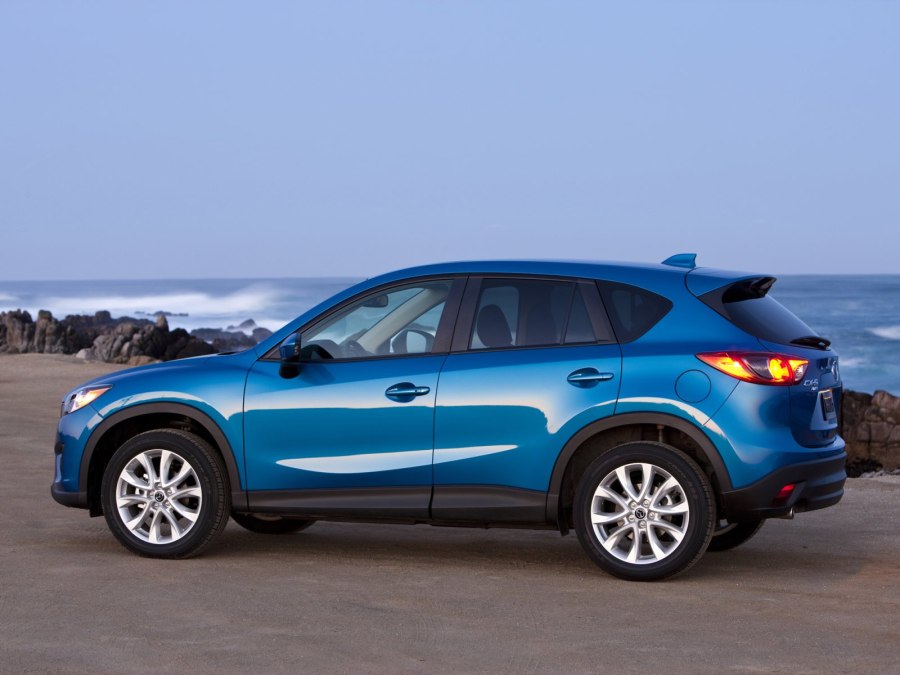 Mazda джип CX 5