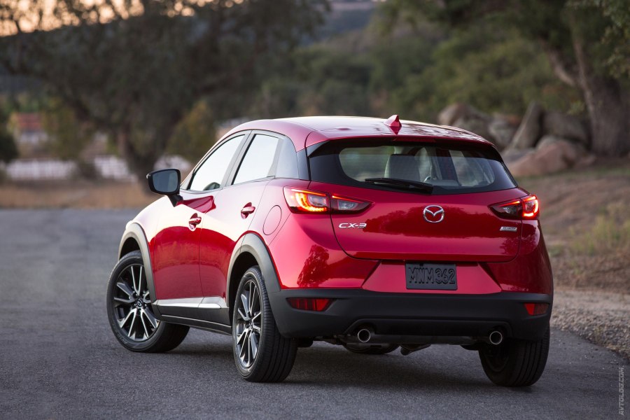 SUV машина Mazda cx5