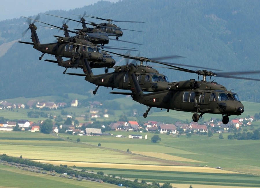 Вертолет Sikorsky HH-60w