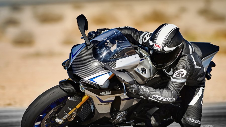 Yamaha r1m 2015