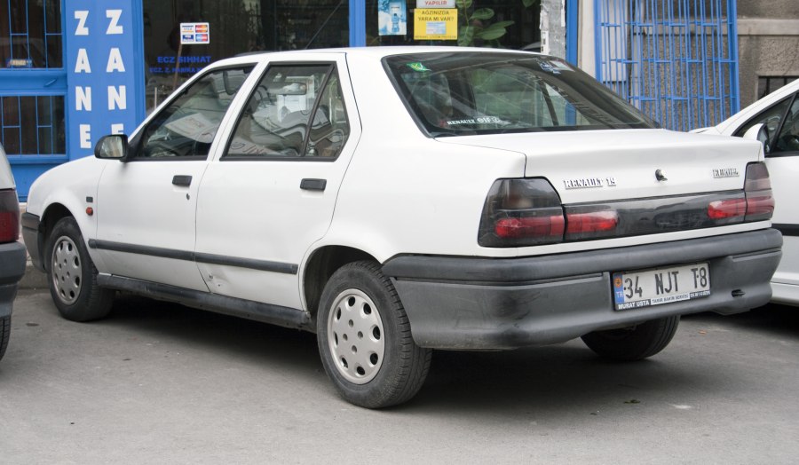 Renault 19 i Chamade
