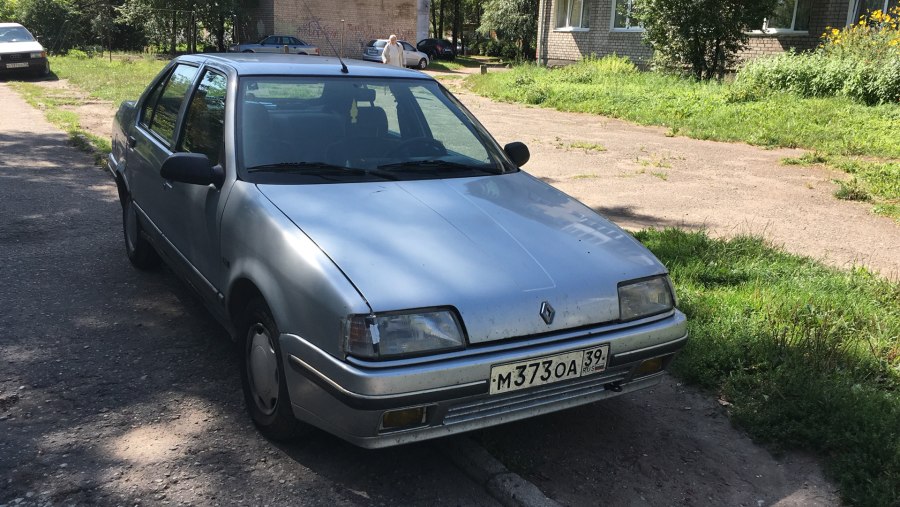 Рено 19 белая