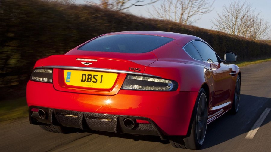 Aston Martin DBS 2011