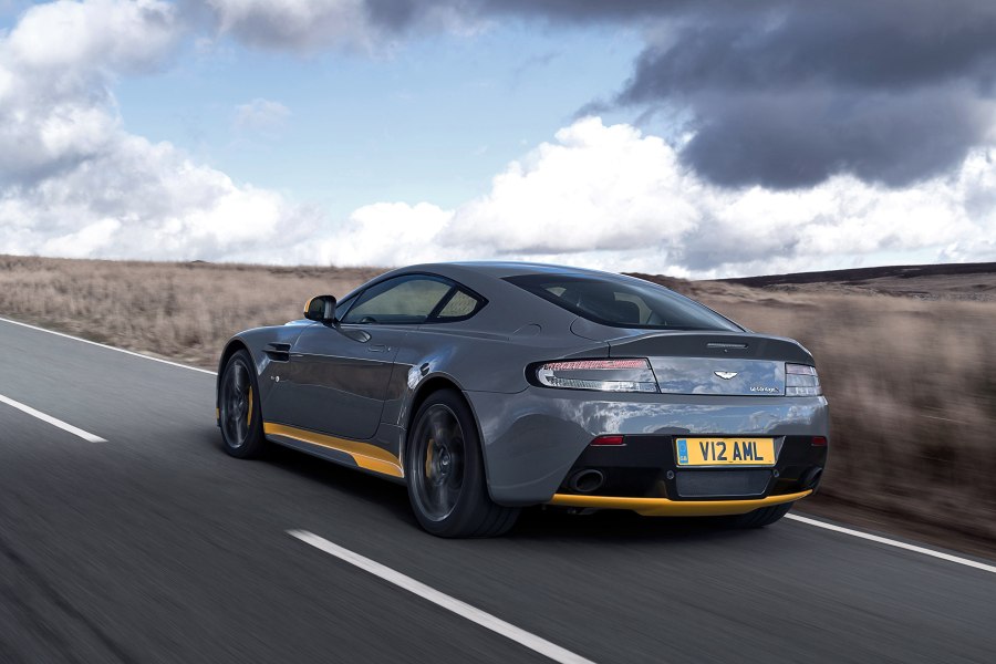 Aston Martin Vantage 2017