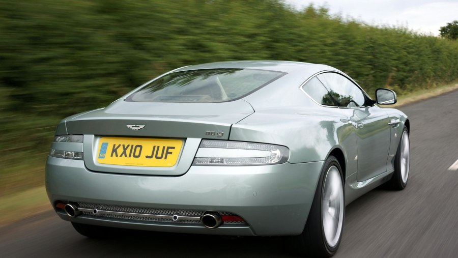 Aston Martin db9 2010