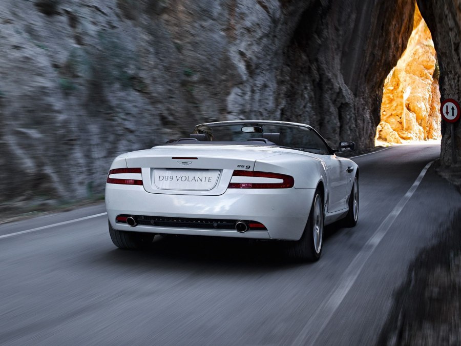 Aston Martin db9 2008