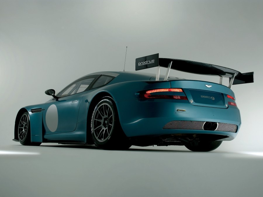 Aston Martin dbrs9