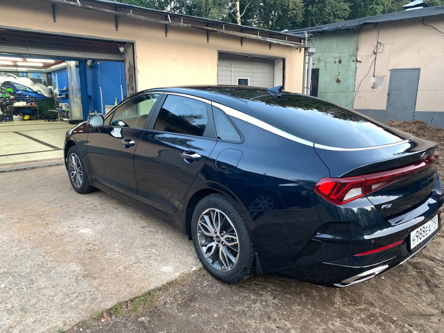 Kia k5 Blue