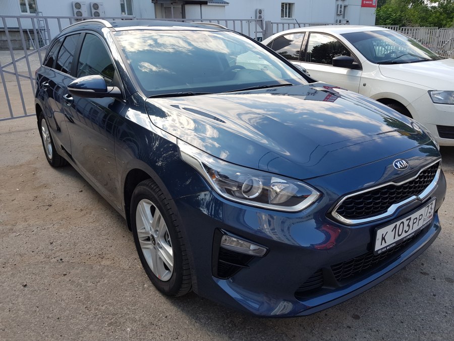 Kia Seed 2020 SW Cosmo Blue