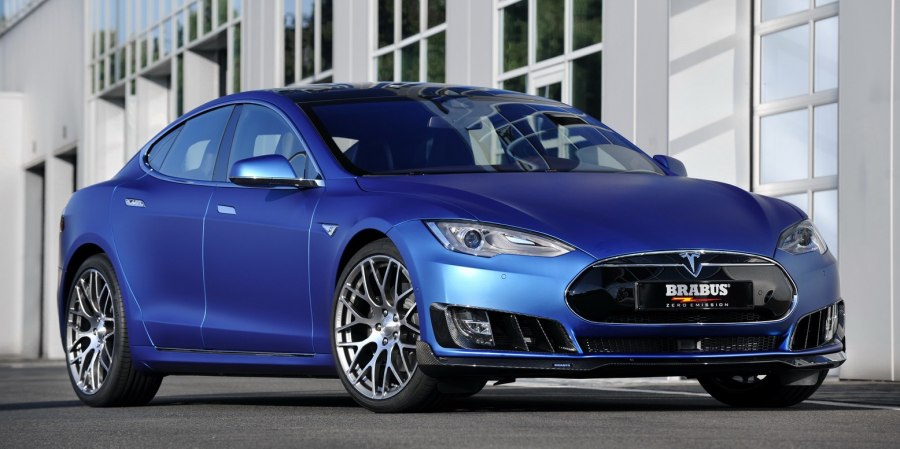 Tesla синяя