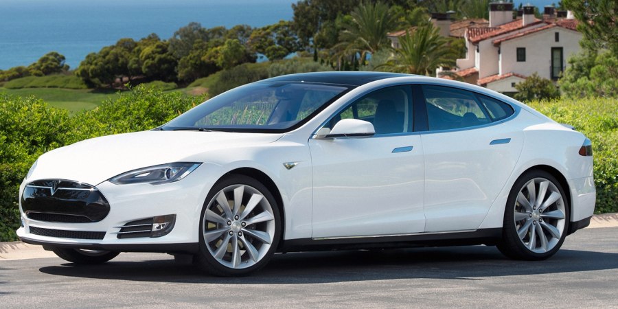 Лифтбэк Tesla model s