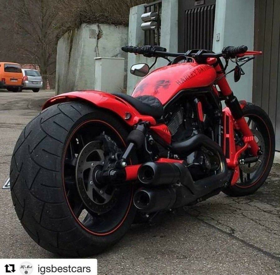 Харлей Дэвидсон v-Rod