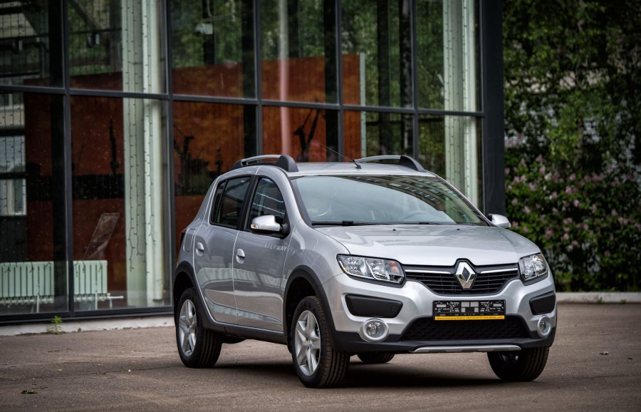 Renault Logan Stepway коричневый
