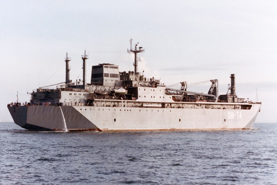 Плавучая техническая база ПТБ-6