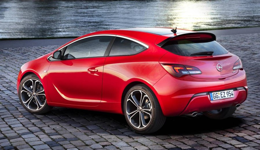 Opel Astra GTC 2021