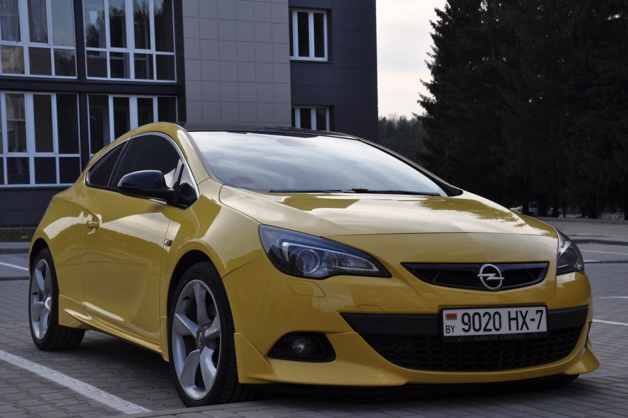 Opel Astra GTC
