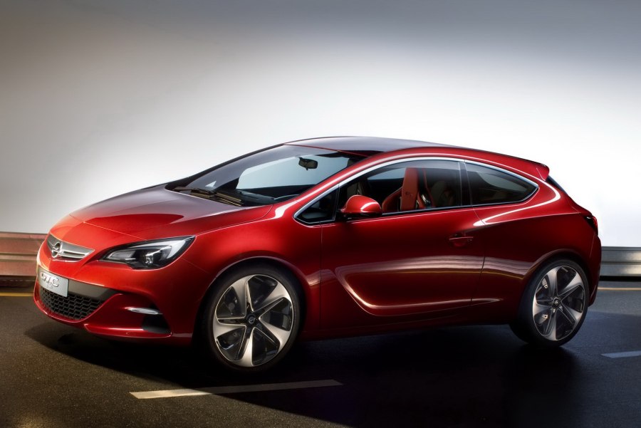 Опель Астра GTC 2012