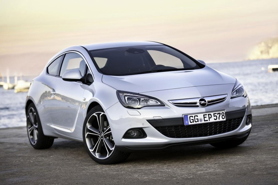 Opel Astra GTC 2014