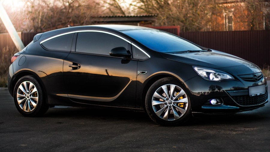 Opel Astra j GTC