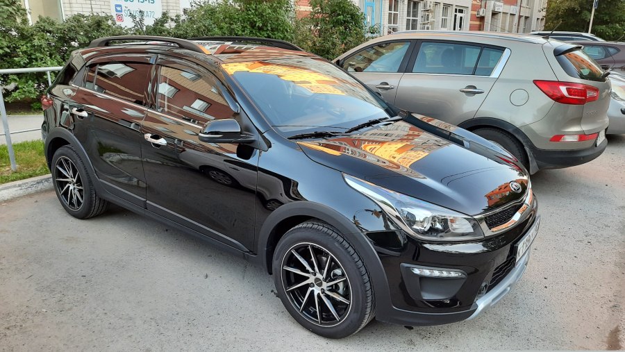 Kia Rio x 2021 черный