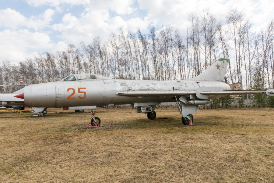Модель самолёта Су 7